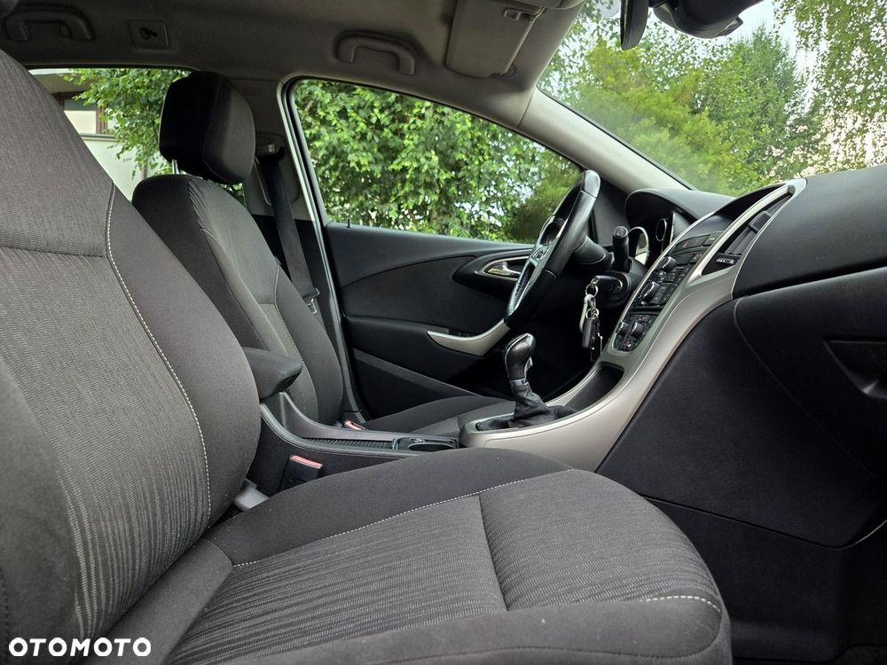 Opel Astra 1.4 T Cosmo EU6 - 5