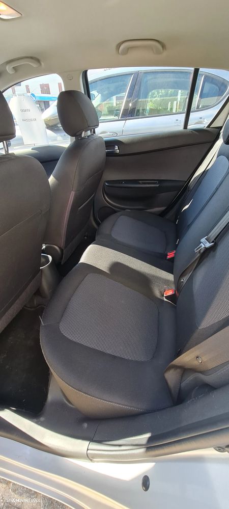 Hyundai i20 1.1 CRDi One - 5