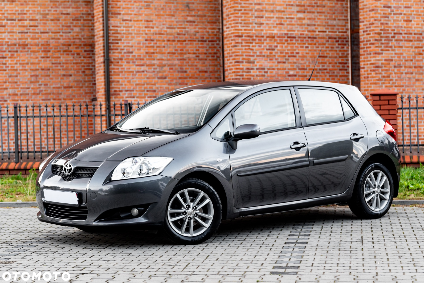 Toyota Auris 1.6 VVT-i Prestige - 3
