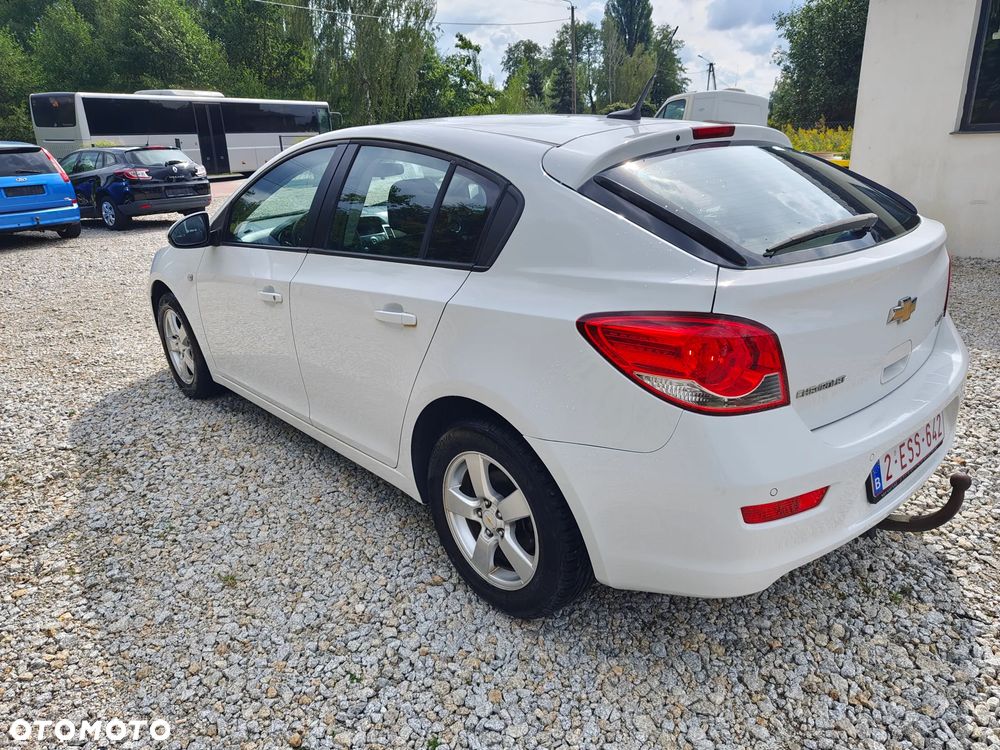 Chevrolet Cruze - 6