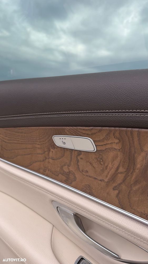 Mercedes-Benz E 220 d 4MATIC Aut. - 12