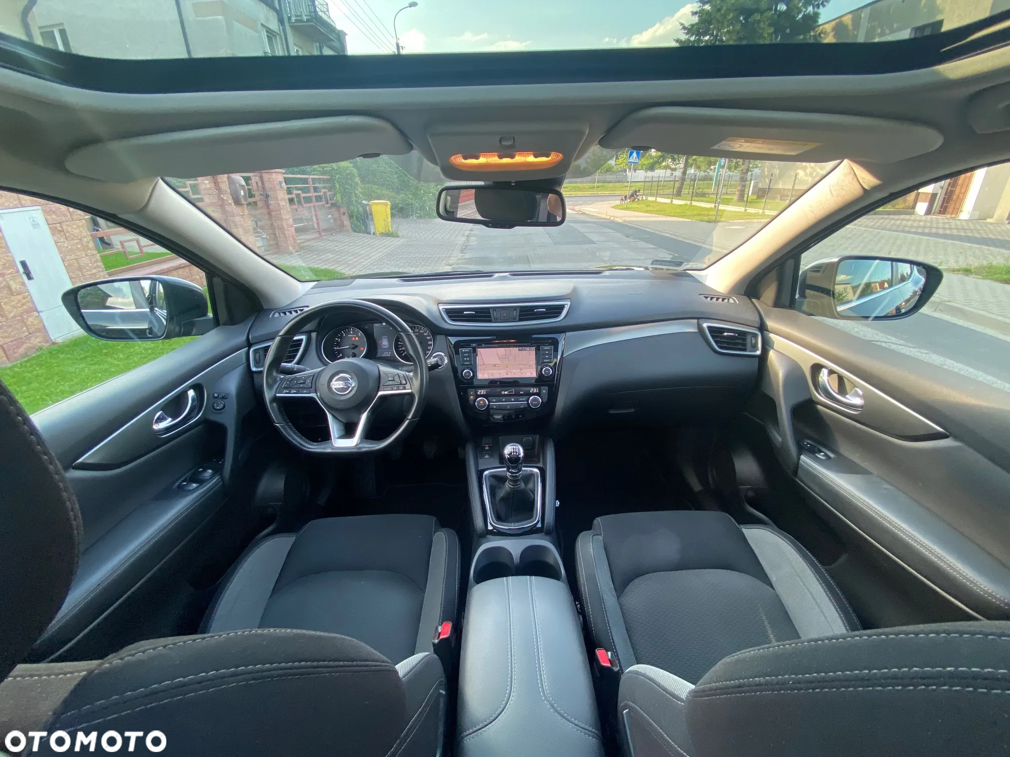 Nissan Qashqai 1.3 DIG-T N-Connecta - 12