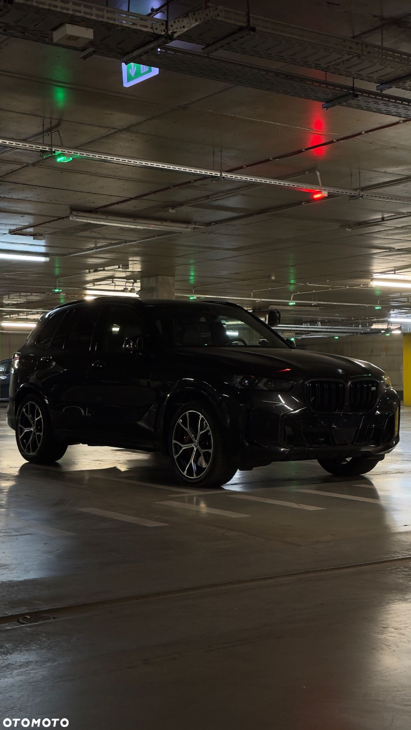 BMW X5 M50i - 1