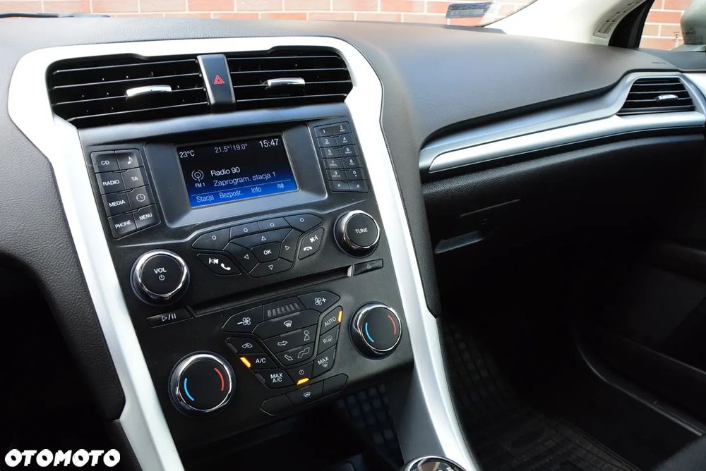 Ford Mondeo 1.5 EcoBoost Silver X (Amb Plus) - 38