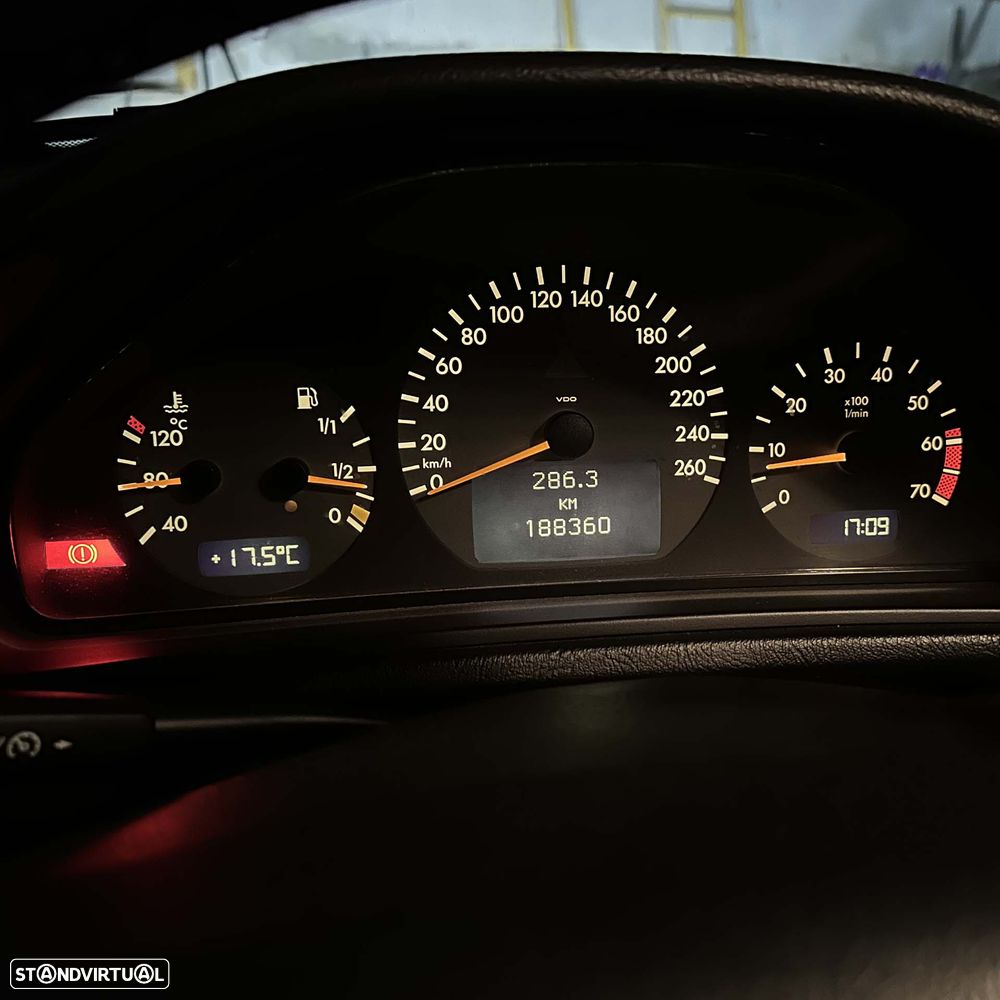 Mercedes-Benz CLK 200 Kompressor Avantgarde - 2