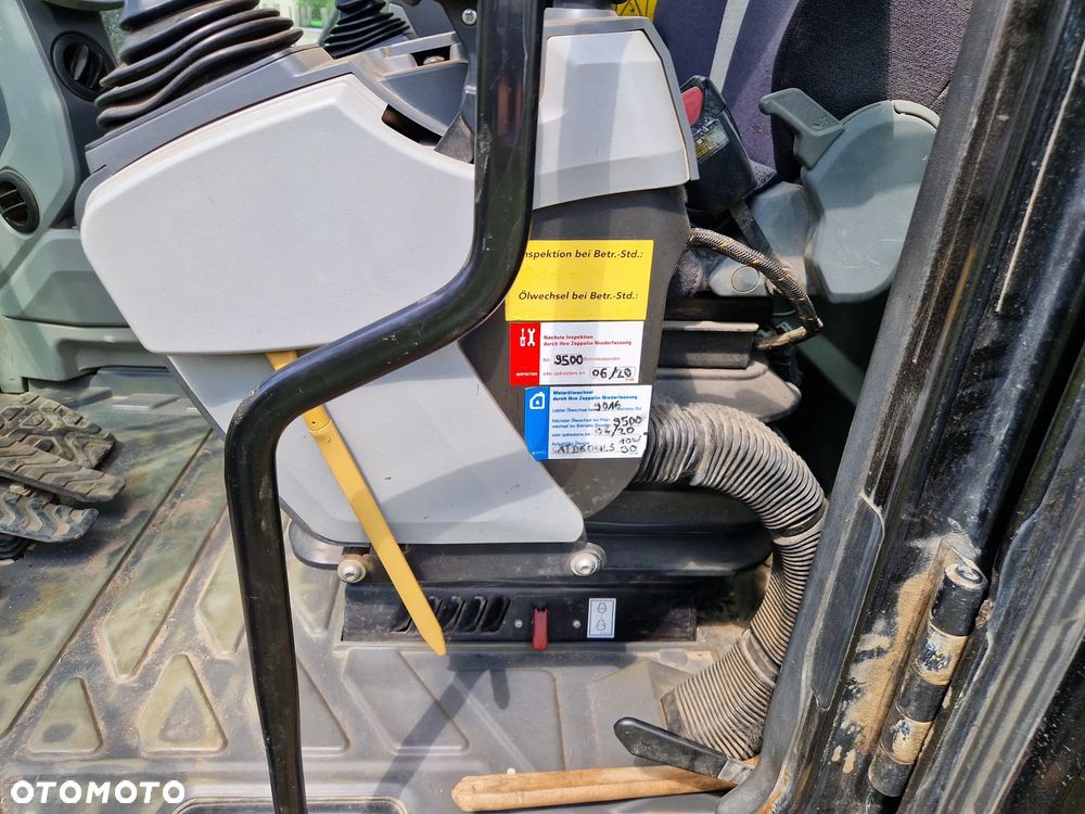 Caterpillar 329E - 33