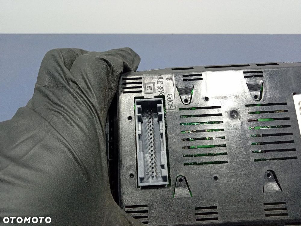 OPEL ASTRA III H RADIO CD30 MP3 WYŚWIETLACZ KOMPLET 13154304 - 16