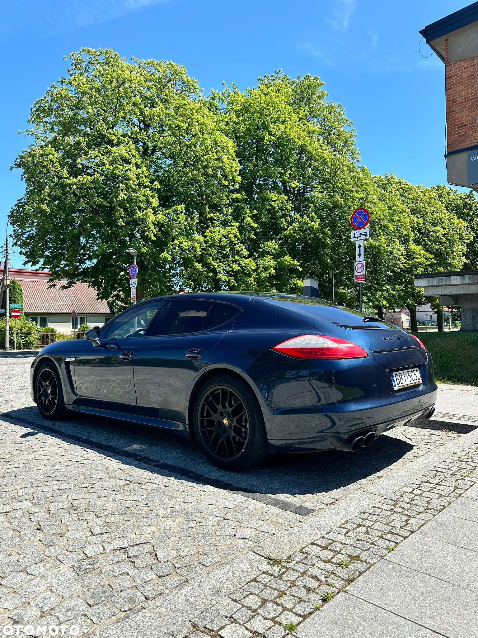 Porsche Panamera 4 Platinum Edition - 13
