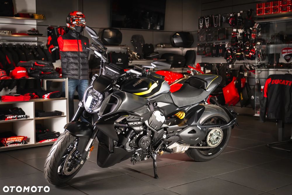 Ducati Diavel - 2