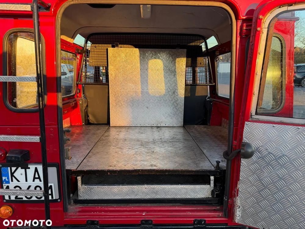 Land Rover Defender 2.5 TDI - 6