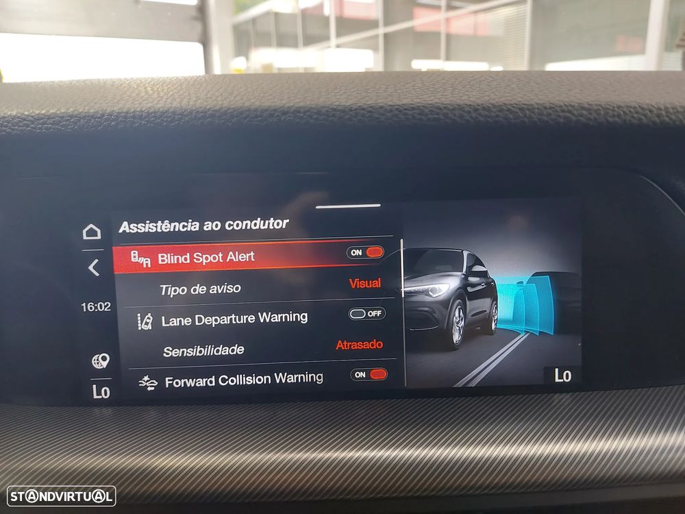 Alfa Romeo Stelvio 2.2 D Sprint AT8 - 51