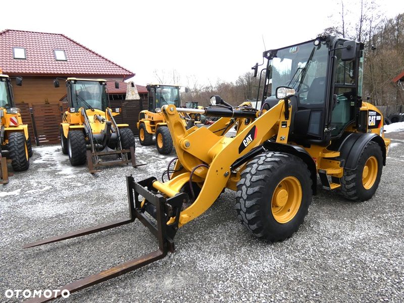 Caterpillar CAT 908M Z Niemiec / 3.372mtg po serwisie / Super Stan / - 3