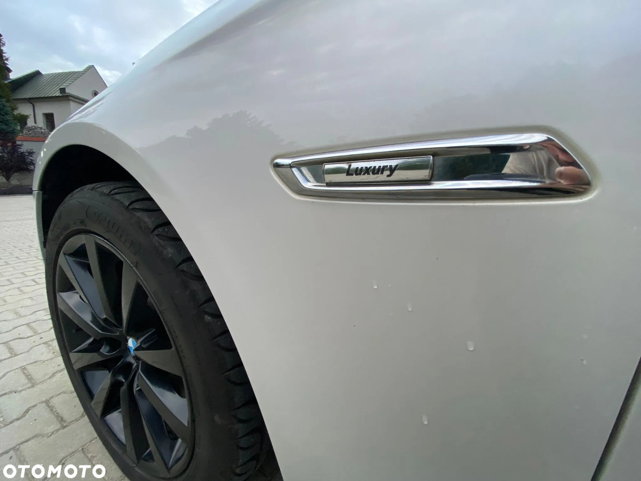 BMW Seria 5 525d xDrive Touring Luxury Line - 9
