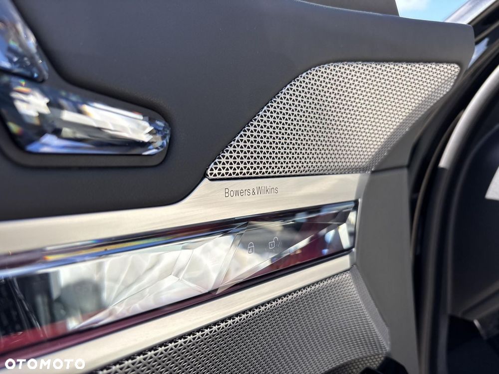 BMW Seria 7 - 18