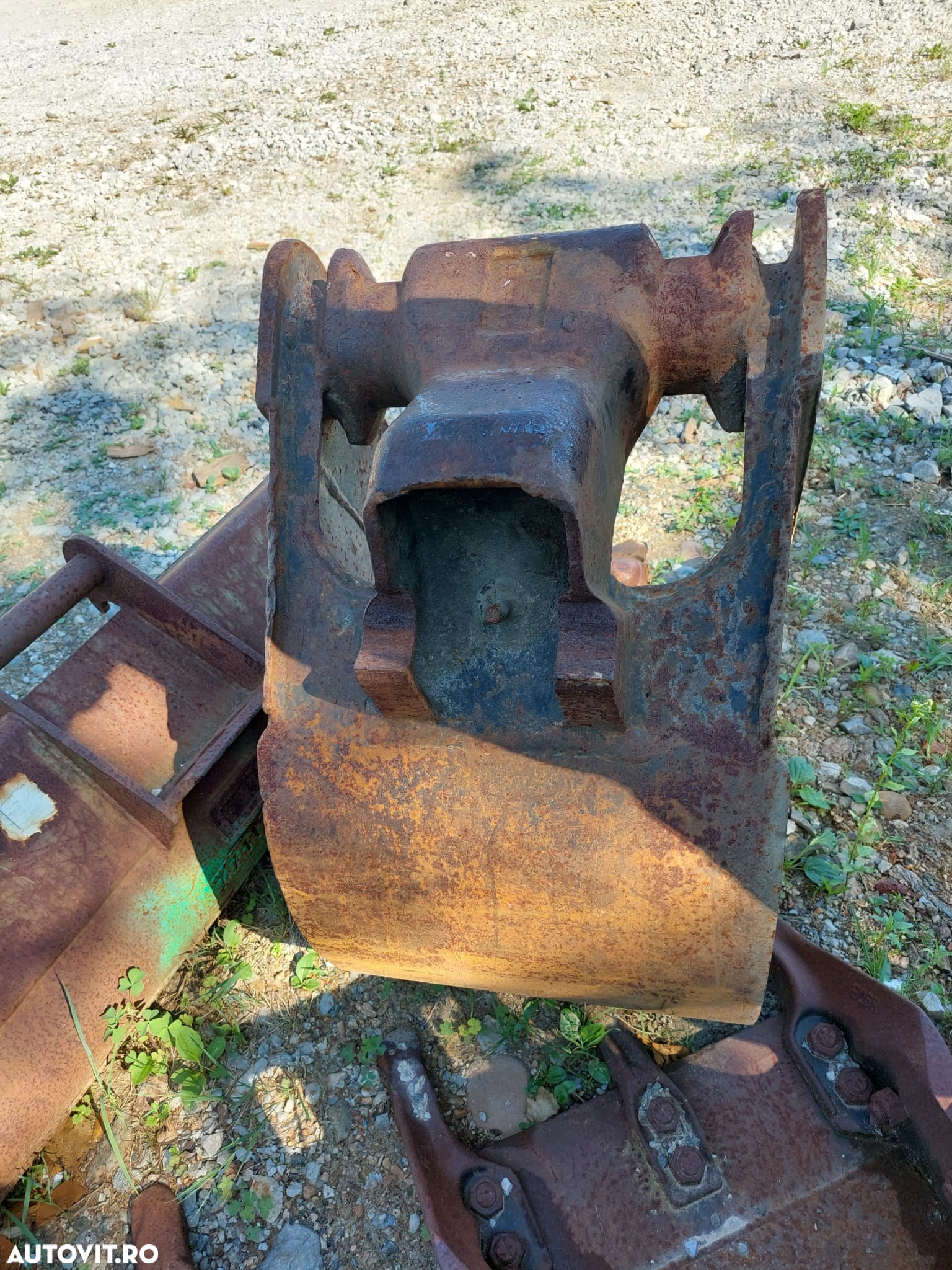 Cupa Sapat Miniexcavator de 5-8 Tone - 10