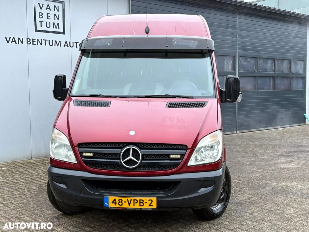 Mercedes-Benz Sprinter - 4