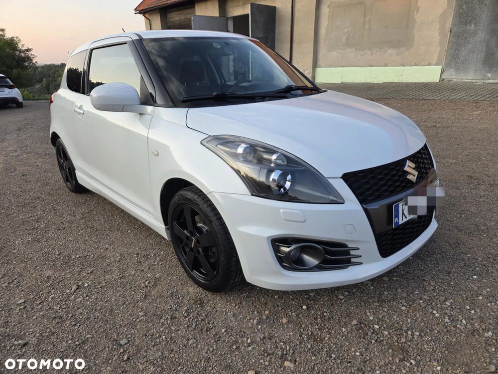 Suzuki Swift - 4