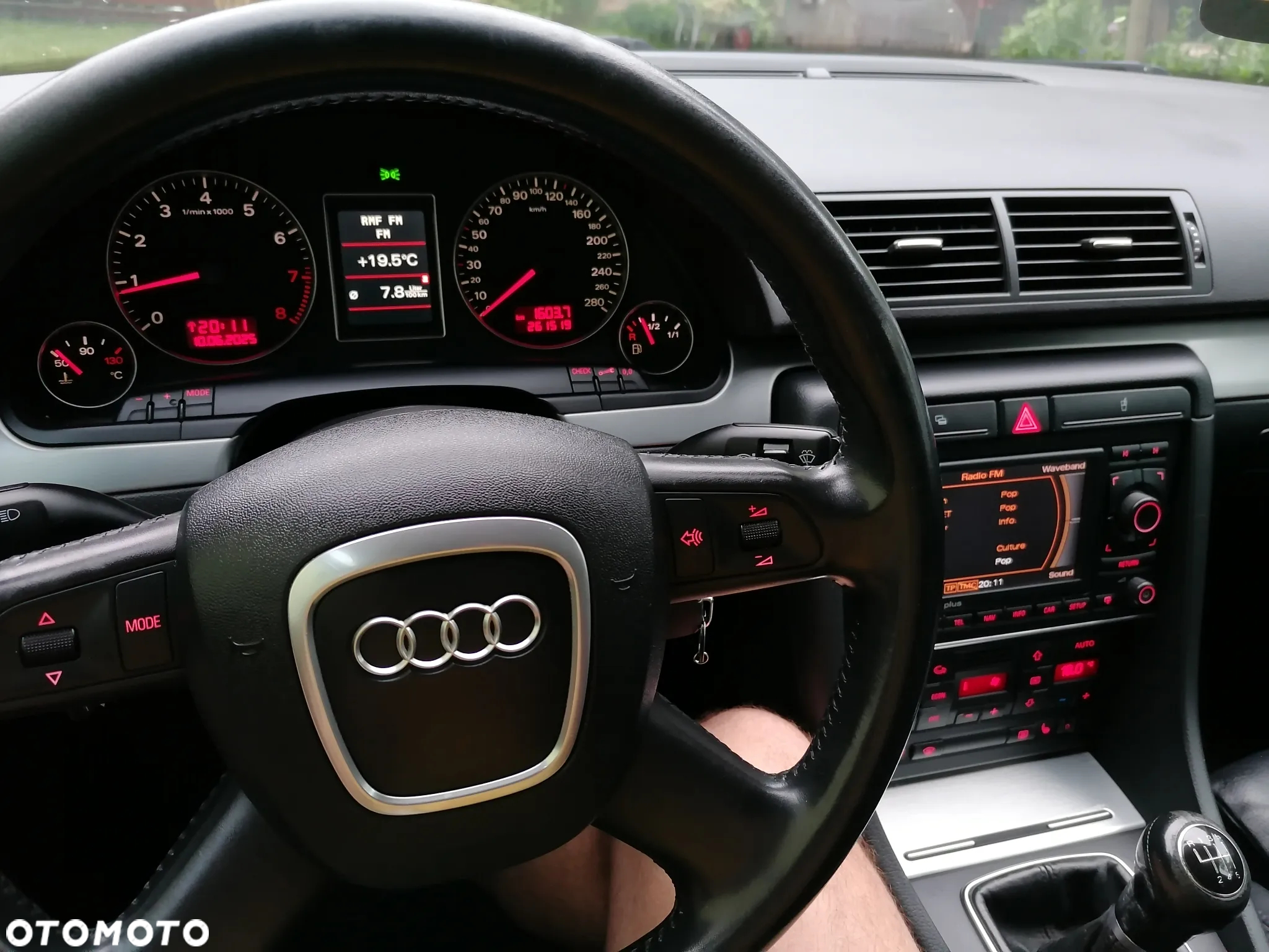 Audi A4 Avant 2.0 T FSI - 10