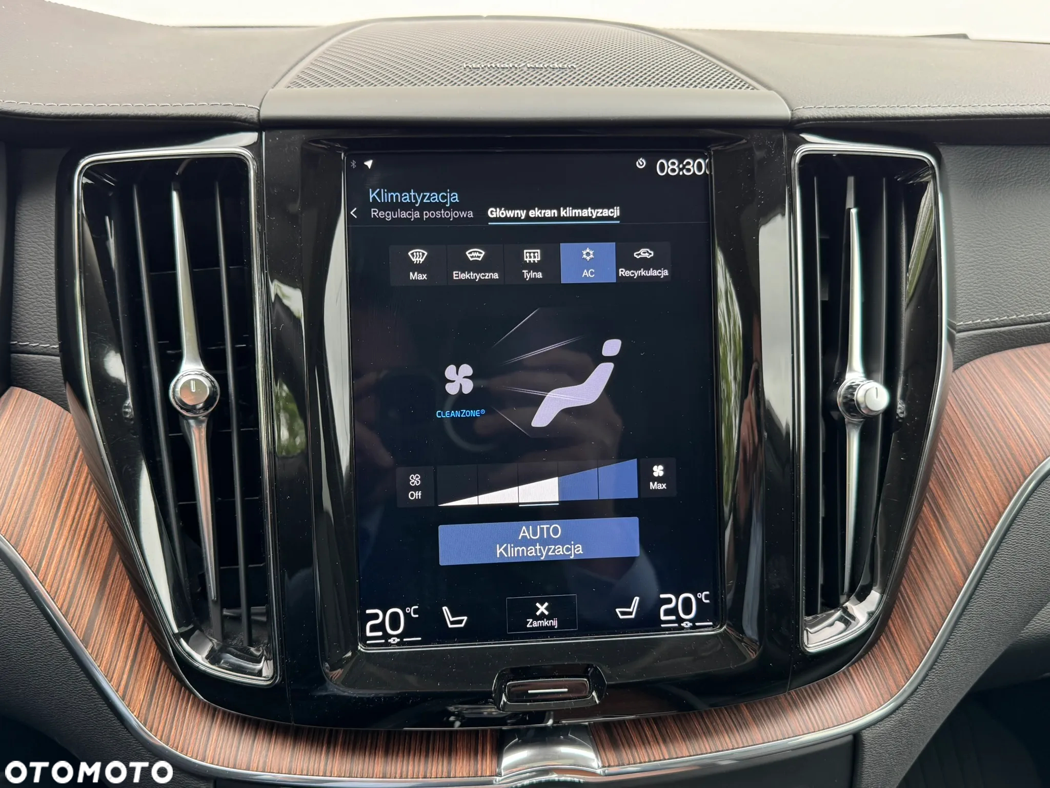 Volvo XC 60 T8 AWD Plug-In Hybrid Inscription - 20