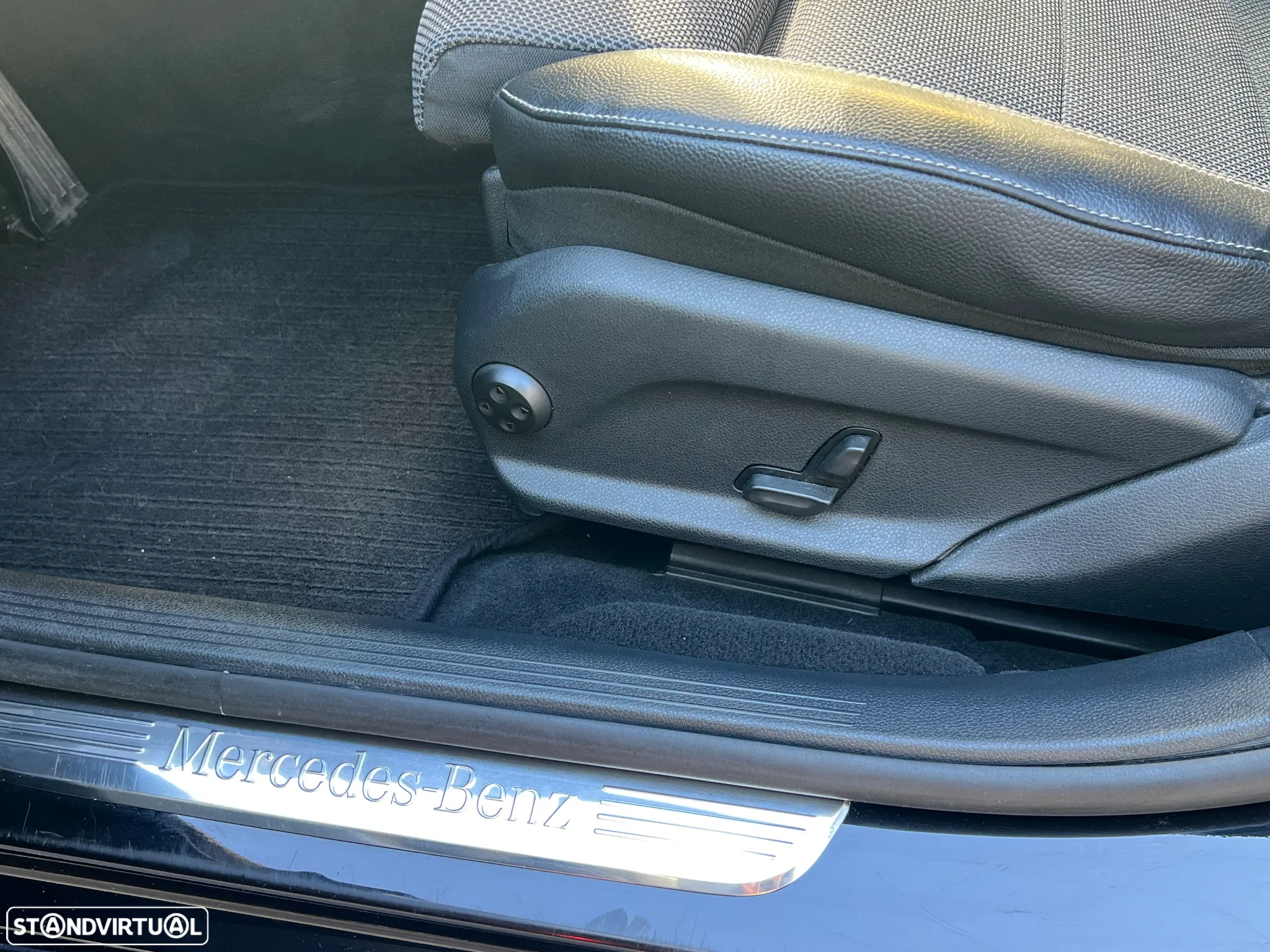 Mercedes-Benz E 220 d Avantgarde+ - 28