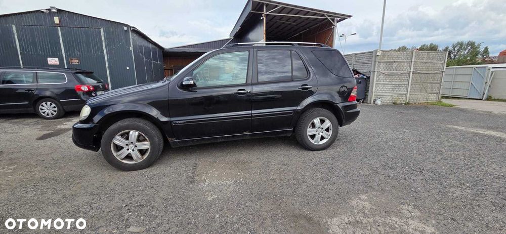 Mercedes-Benz ML - 6