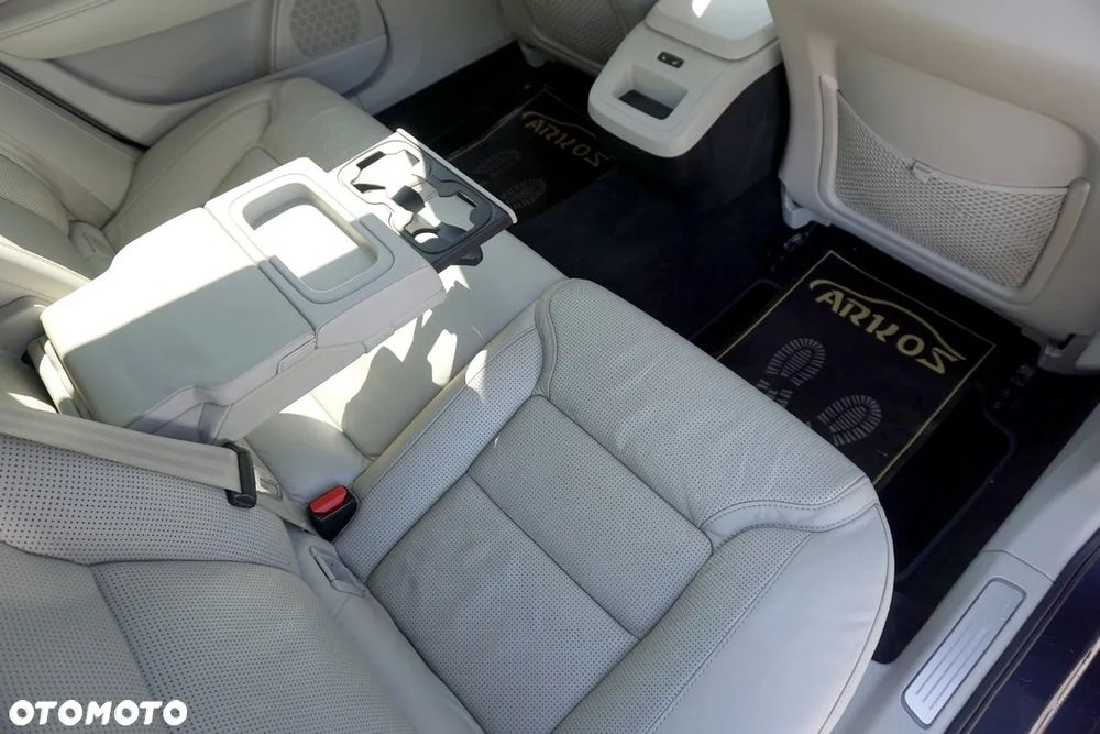 Volvo S90 D4 Inscription - 37