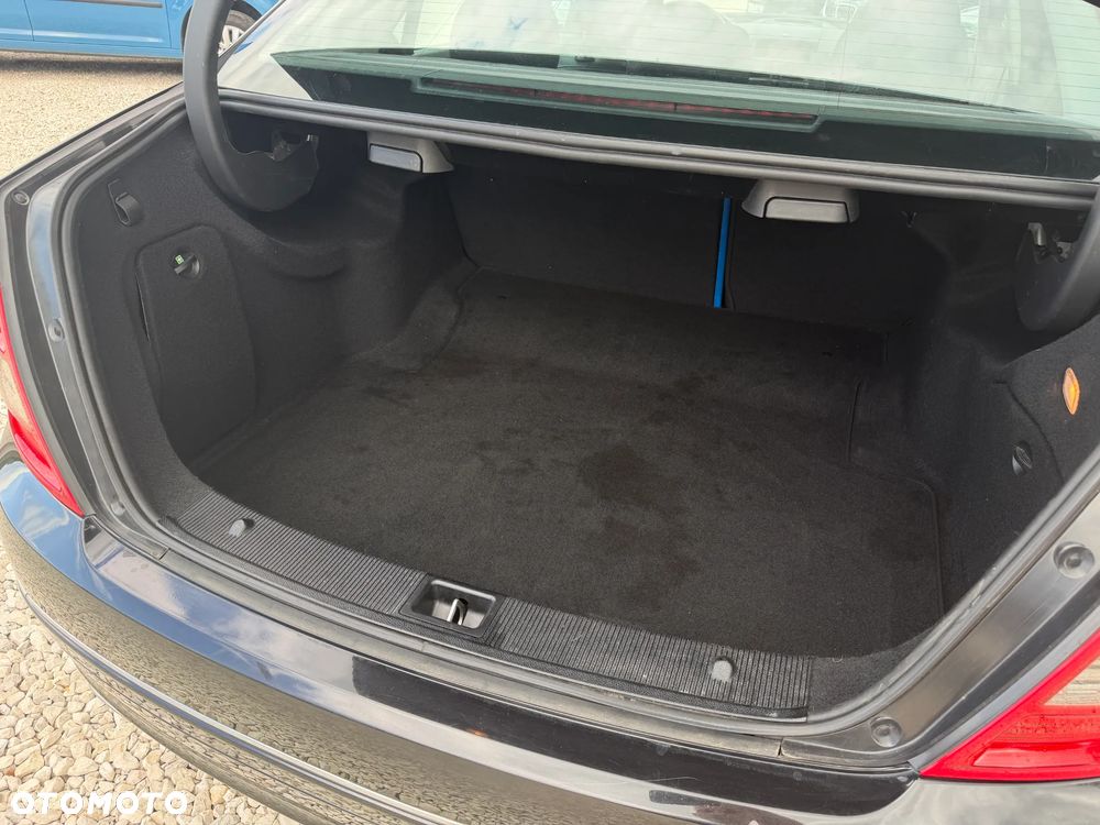 Mercedes-Benz Klasa C 350 CDI DPF 7G-TRONIC Avantgarde - 25