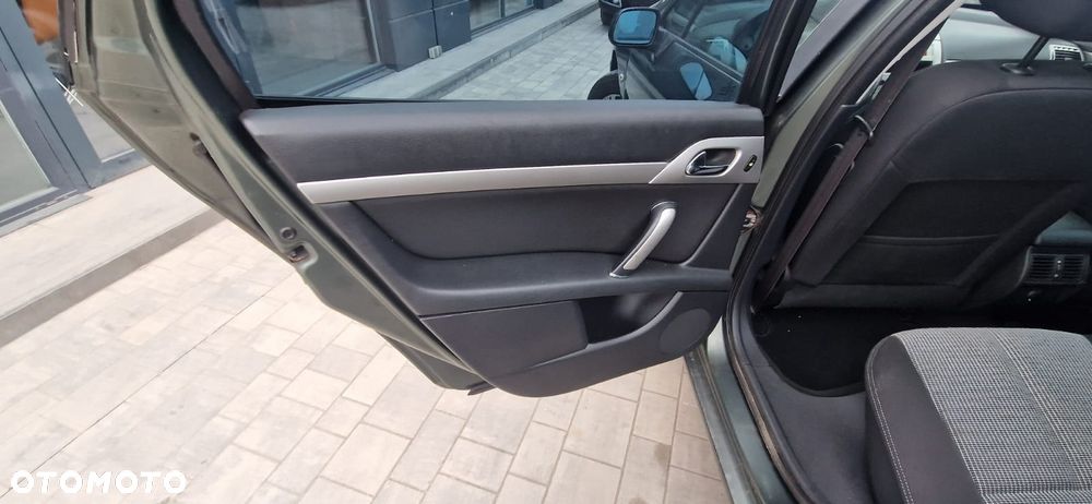 Peugeot 407 1.8 Premium - 19