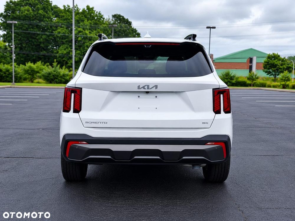 Kia Sorento - 5
