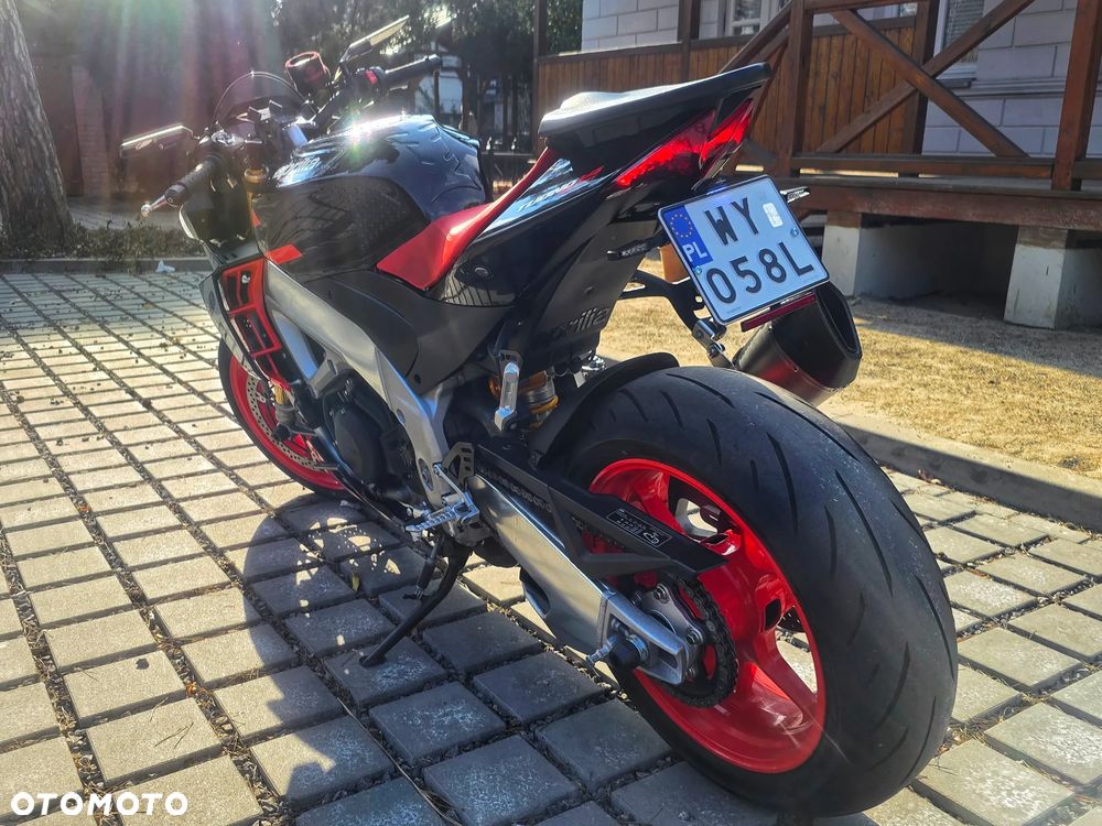 Aprilia Tuono - 12