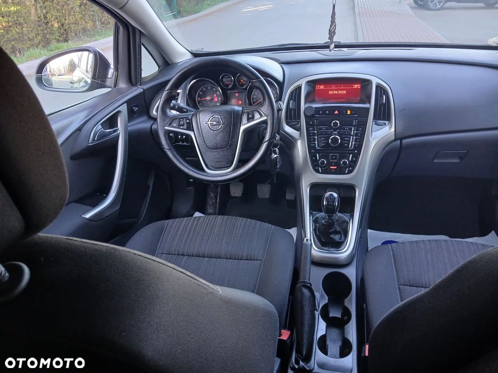 Opel Astra 1.6 Design Edition - 15