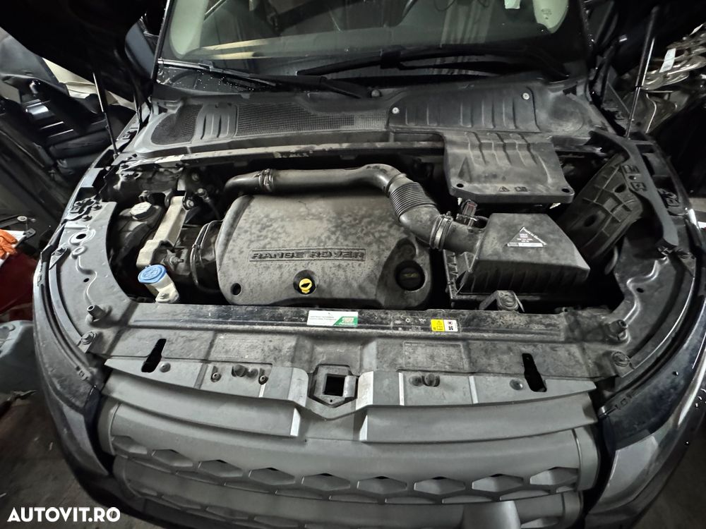 Dezmembram land rover range rover evoque 2.2 diesel cutie automata 174.000 km - 10