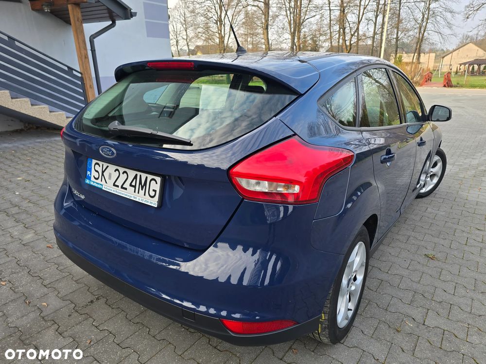 Ford Focus 1.6 Trend Sport - 11