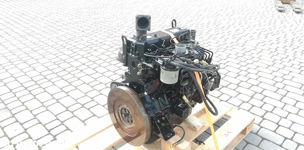 SILNIK YANMAR 4TNE98 51,5 kW 12 600 zł netto - 5