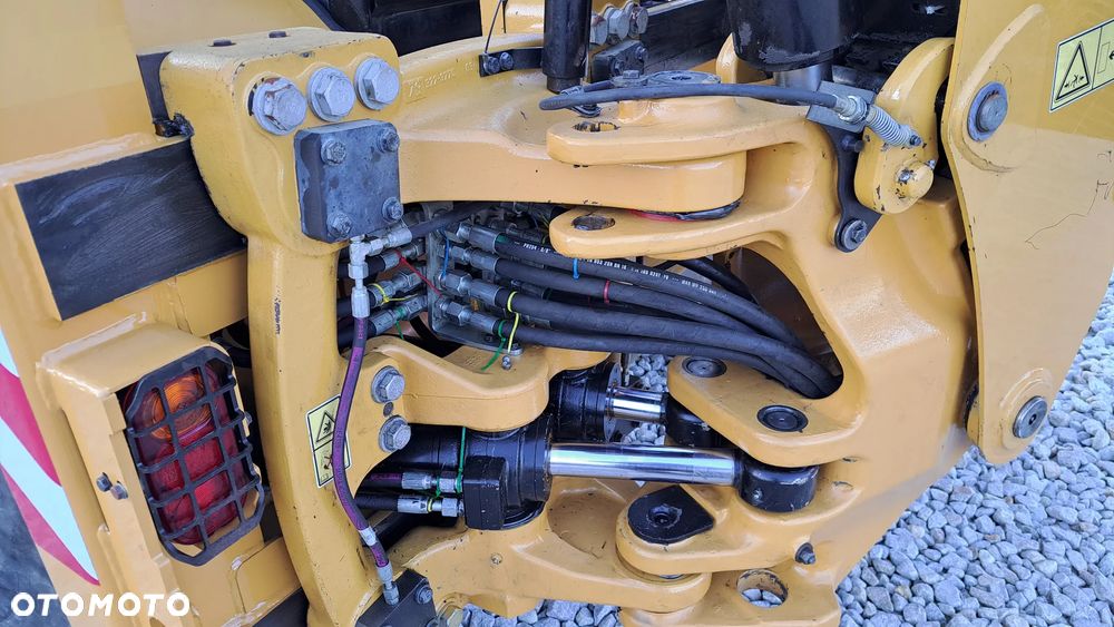 Caterpillar 432F3 - 13