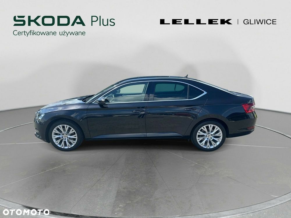 Skoda Superb 2.0 TDI SCR Style DSG - 2