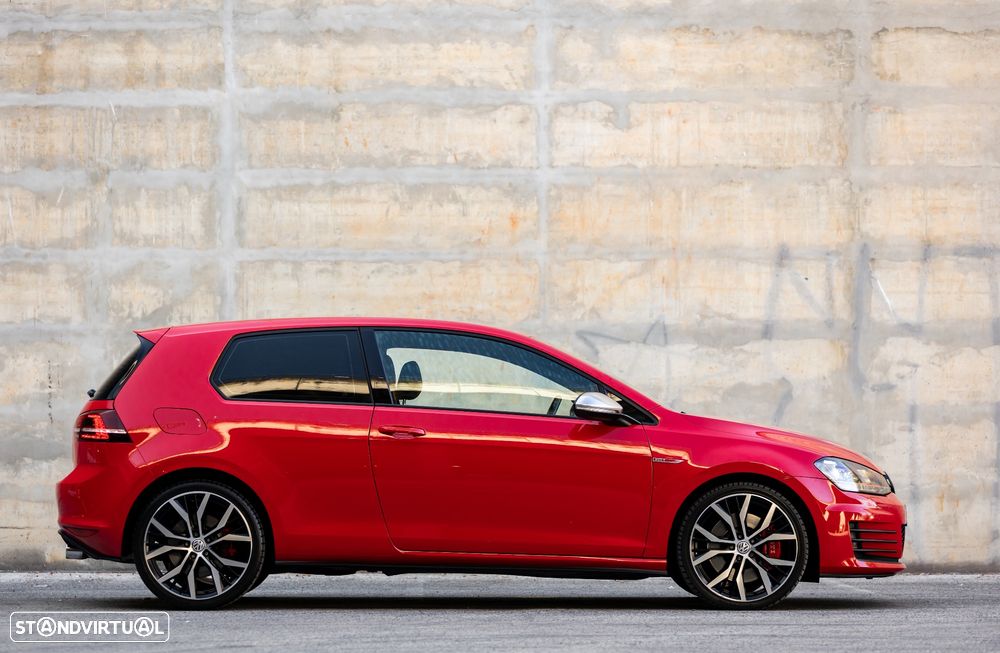 VW Golf GTI Performance BlueMotion DSG - 3