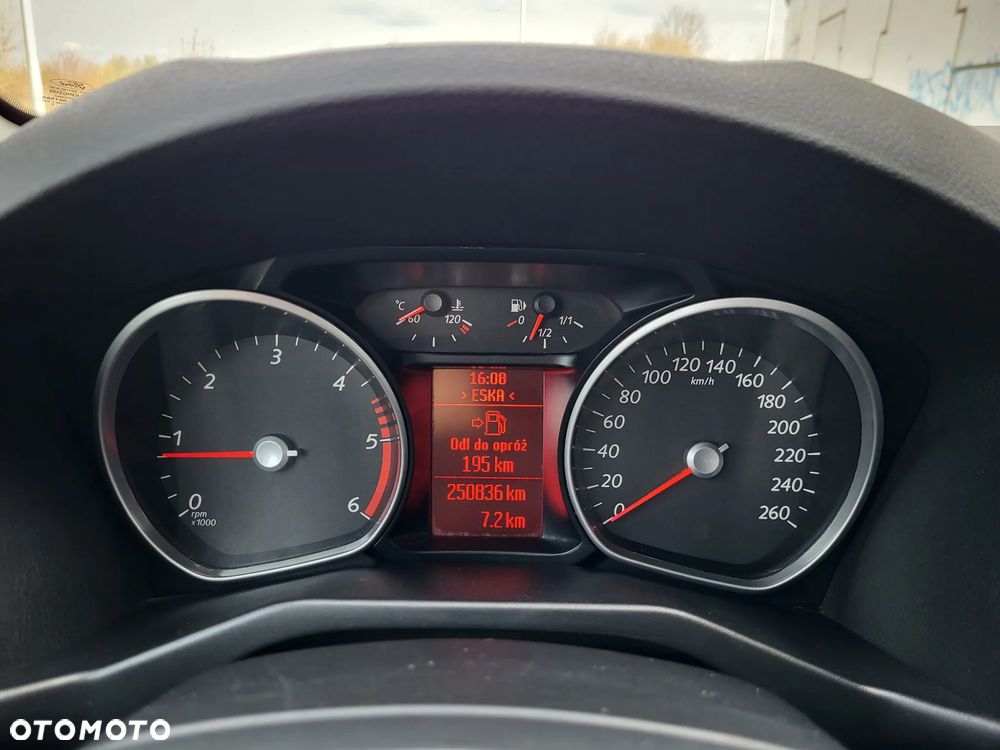Ford Mondeo - 9