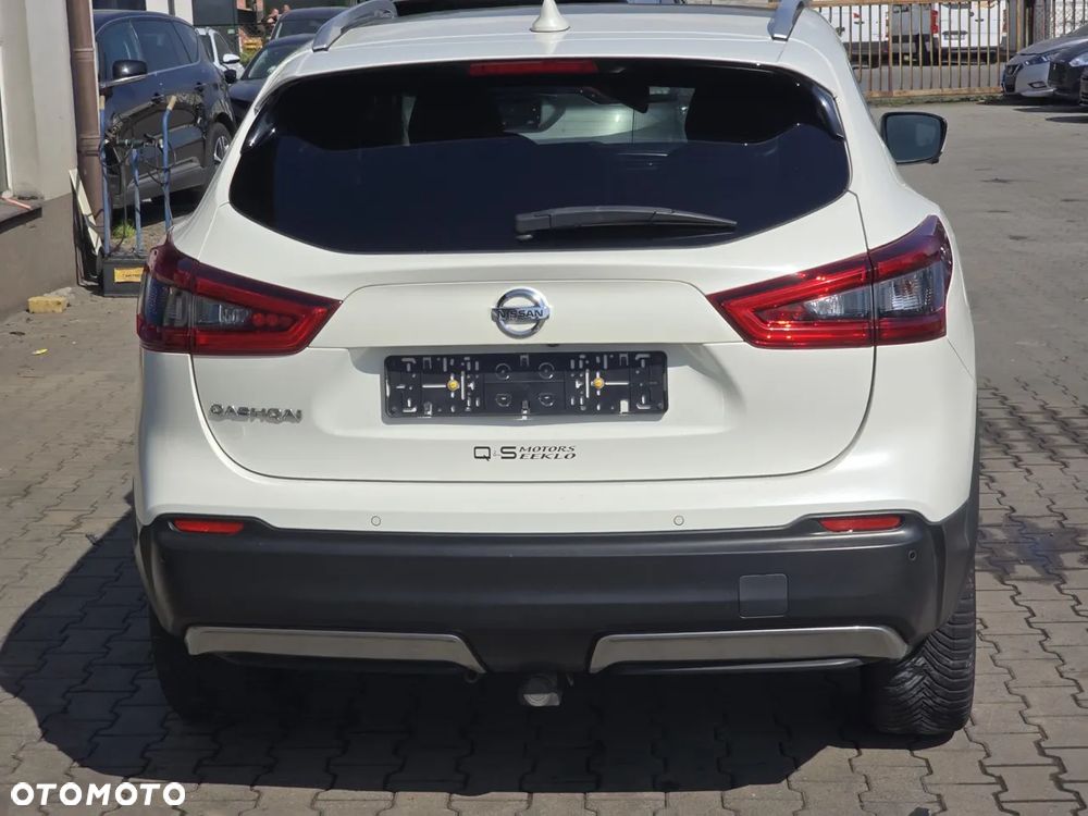Nissan Qashqai 1.2 DIG-T N-Connecta EU6 - 15