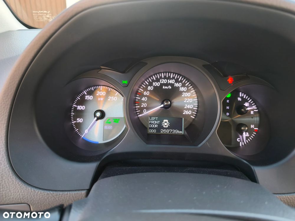 Lexus GS 450h Prestige + - 13