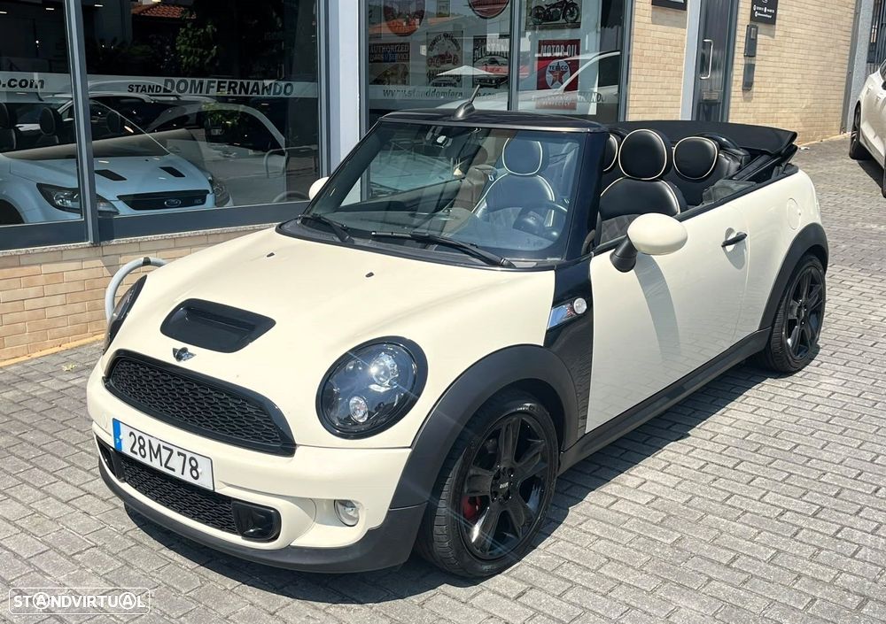 MINI 3 Portas Cooper SD - 28