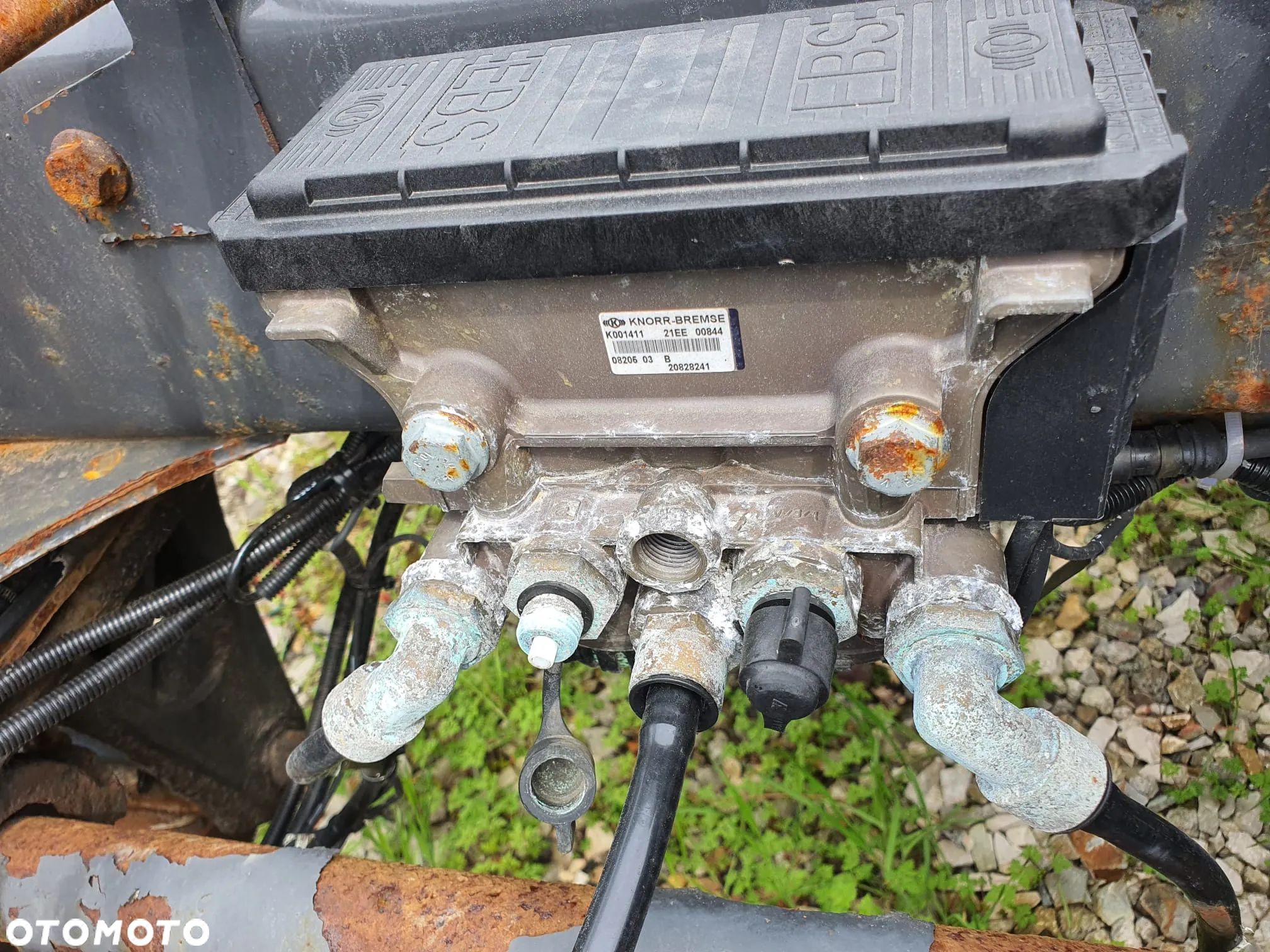 Zawór EBS modulator K001411 21EE 00844 Volvo FE - 1