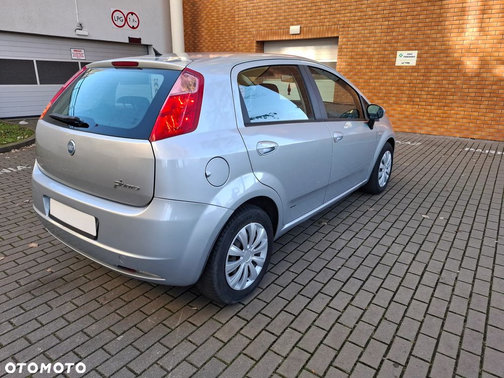 Fiat Grande Punto 1.2 8V Dynamic - 31