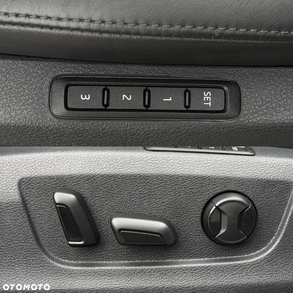 Skoda Superb 2.0 TDI 4x4 DSG L&K - 28