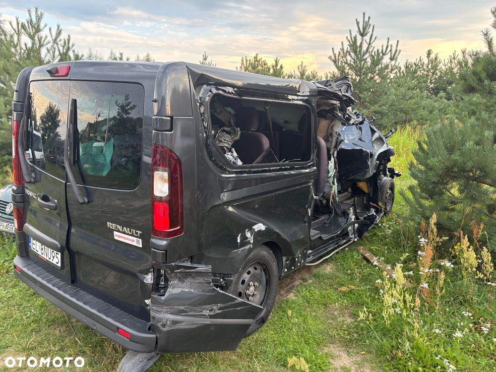 Renault Trafic 2.0 dCi - 8