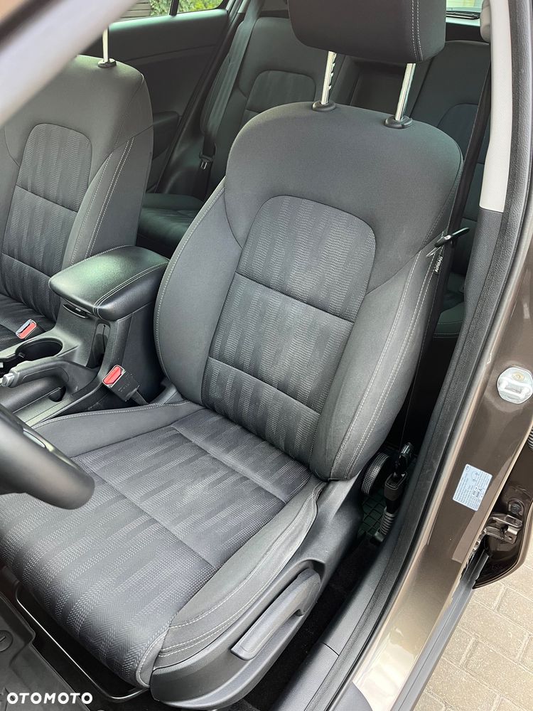 Kia Sportage 1.6 GDI L 2WD - 19