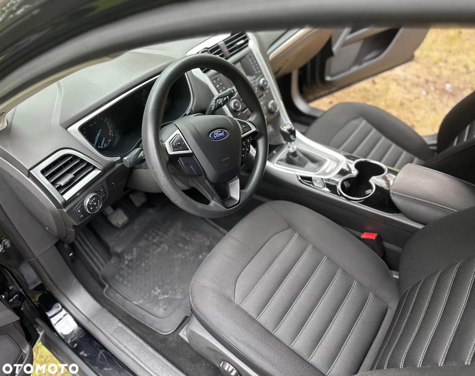 Ford Mondeo 1.5 EcoBoost Ambiente Plus - 12