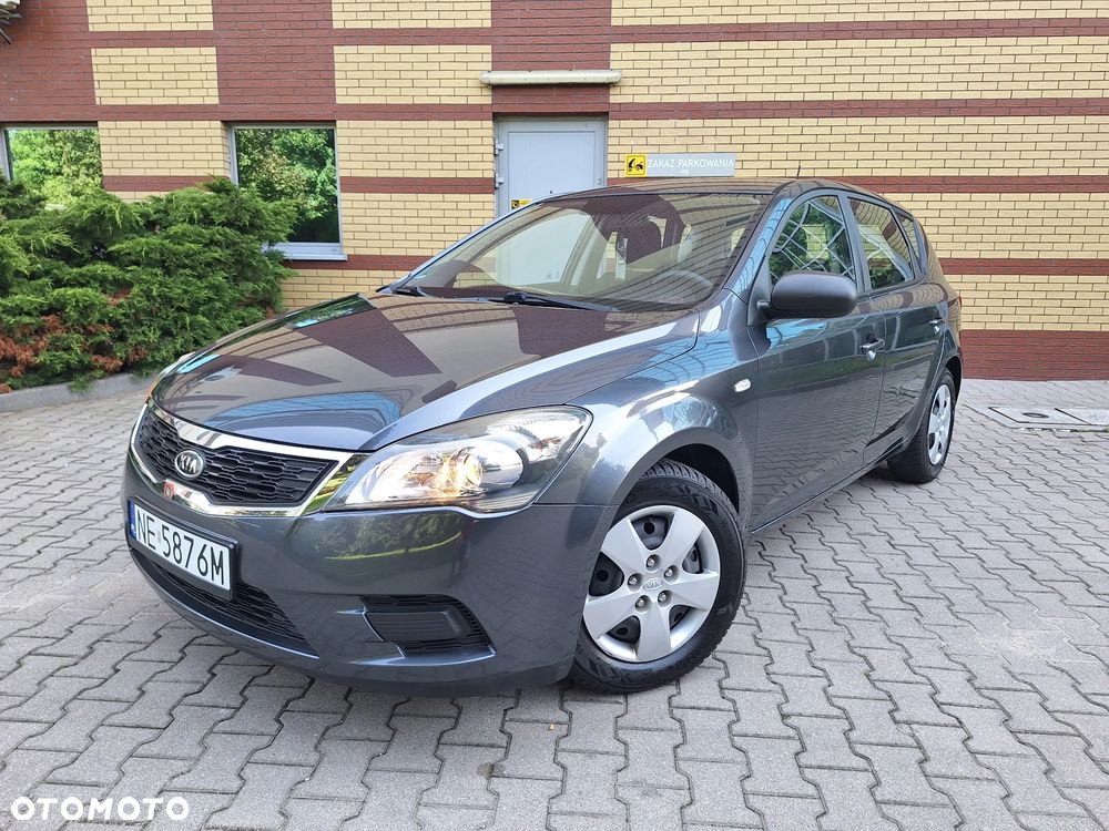 Kia Ceed 1.4 CVVT Spirit - 1