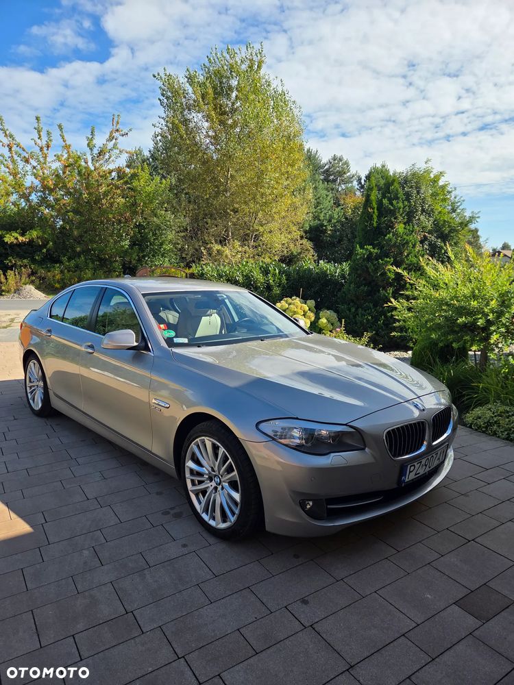 BMW Seria 5 535d xDrive - 12