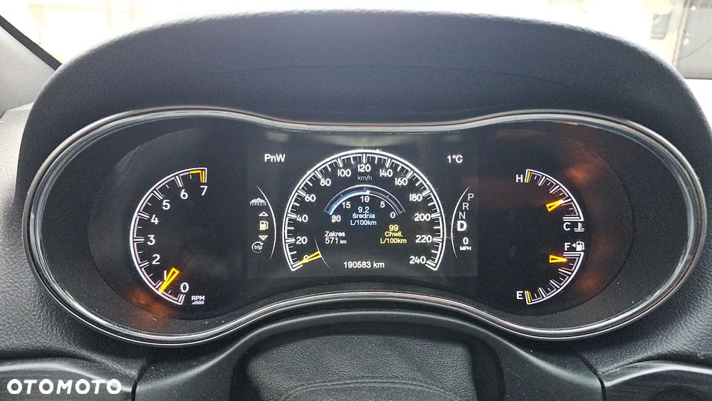 Jeep Grand Cherokee - 13